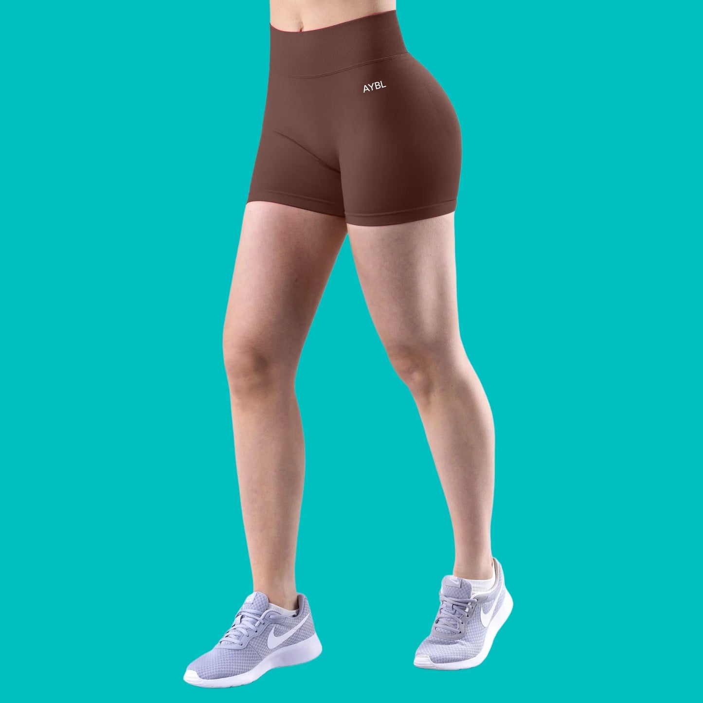 Women Seamless Halter Neck Yoga Set With High Waist Shorts