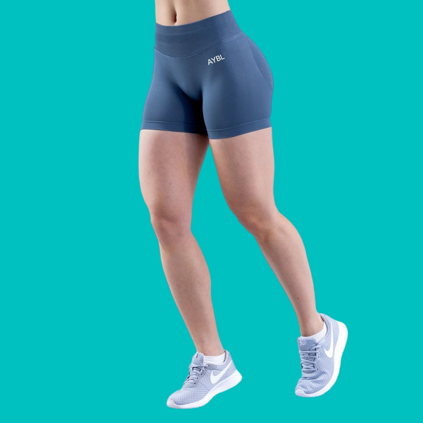 Women Seamless Halter Neck Yoga Set With High Waist Shorts