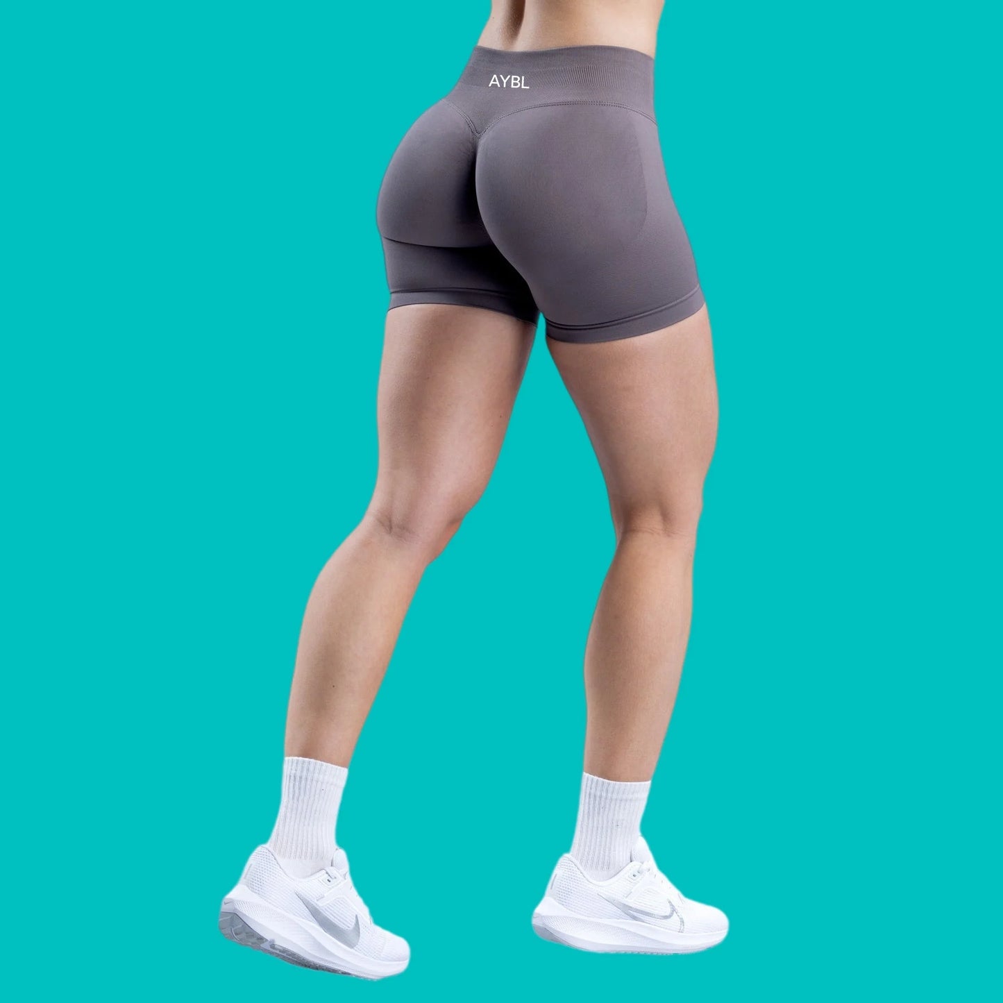 Women Seamless Halter Neck Yoga Set With High Waist Shorts