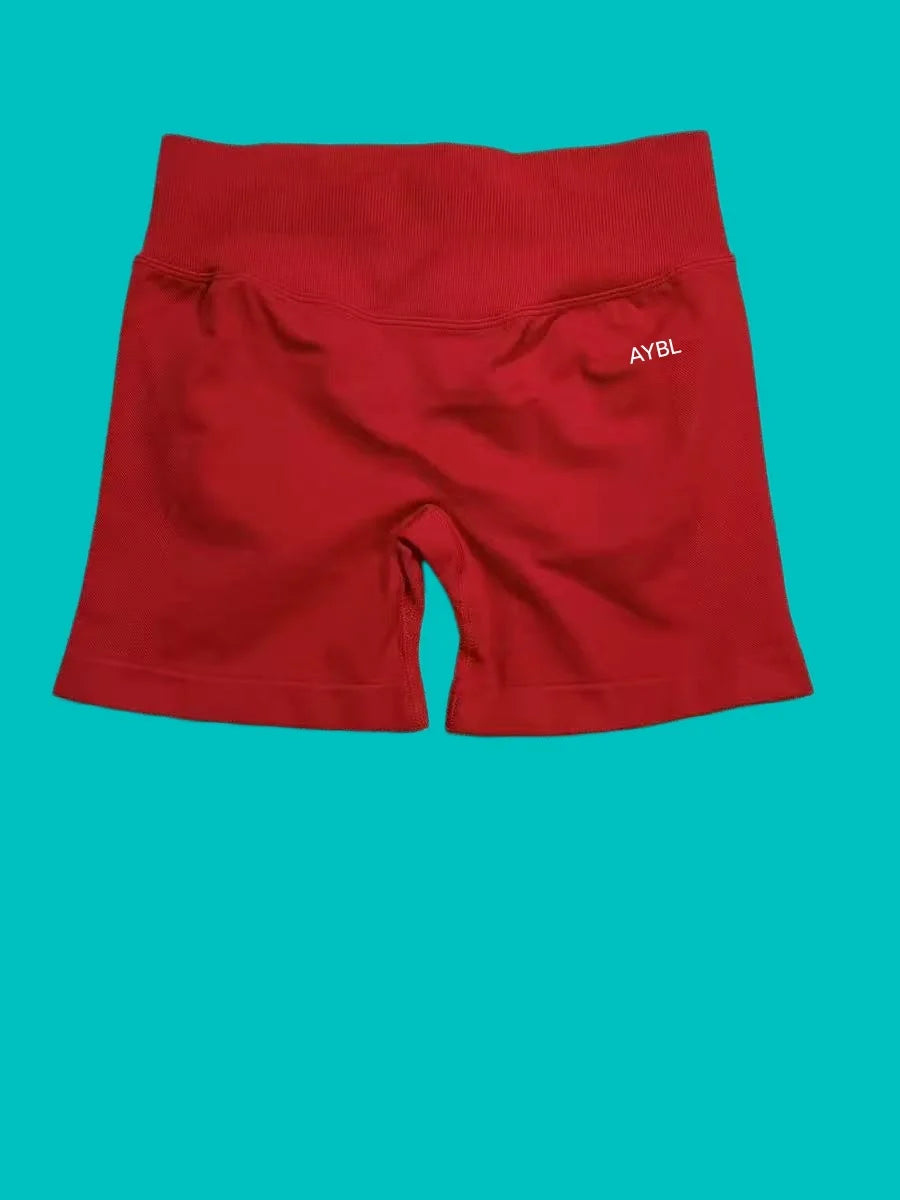 Women Seamless Halter Neck Yoga Set With High Waist Shorts