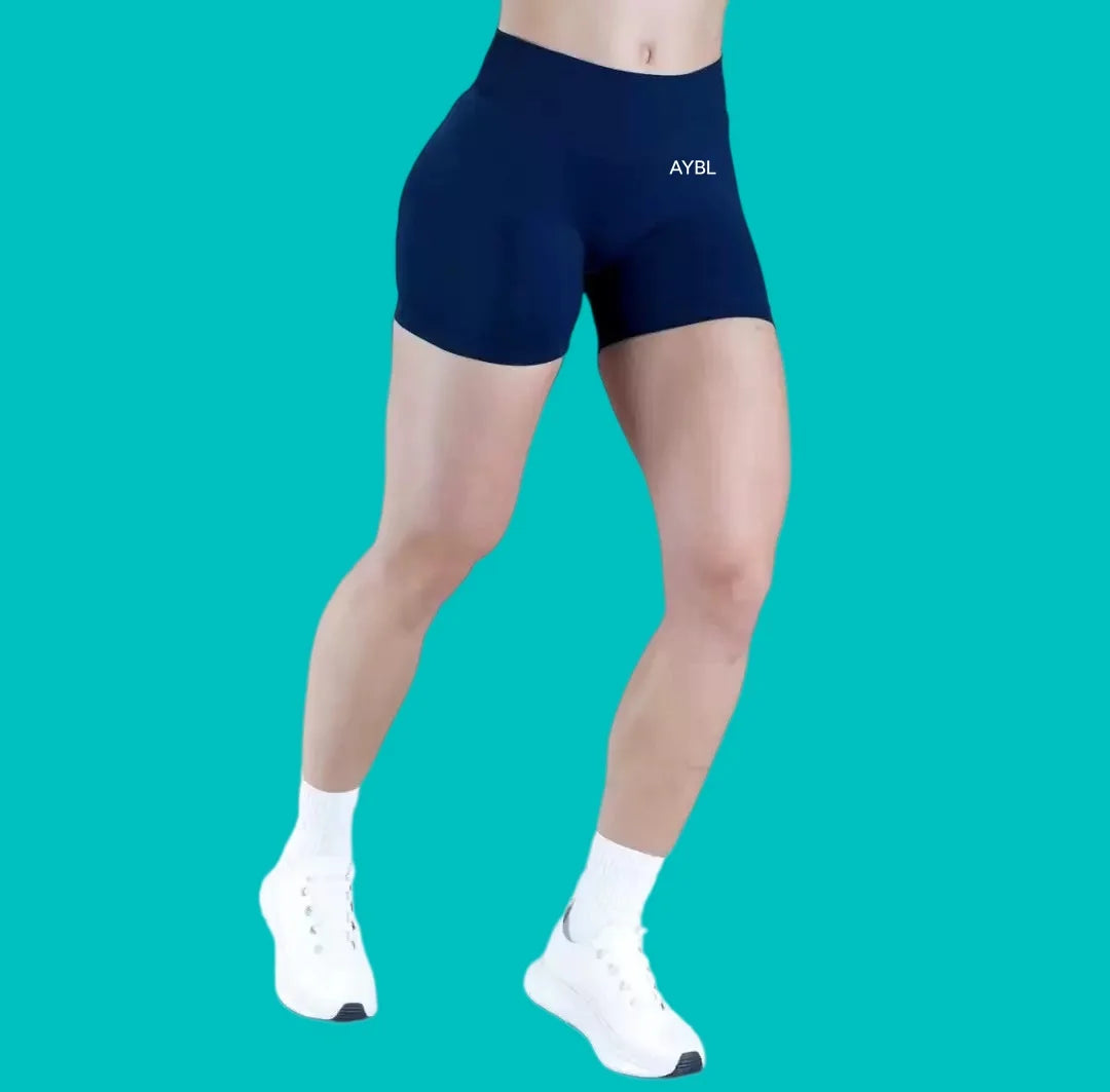 Women Seamless Halter Neck Yoga Set With High Waist Shorts